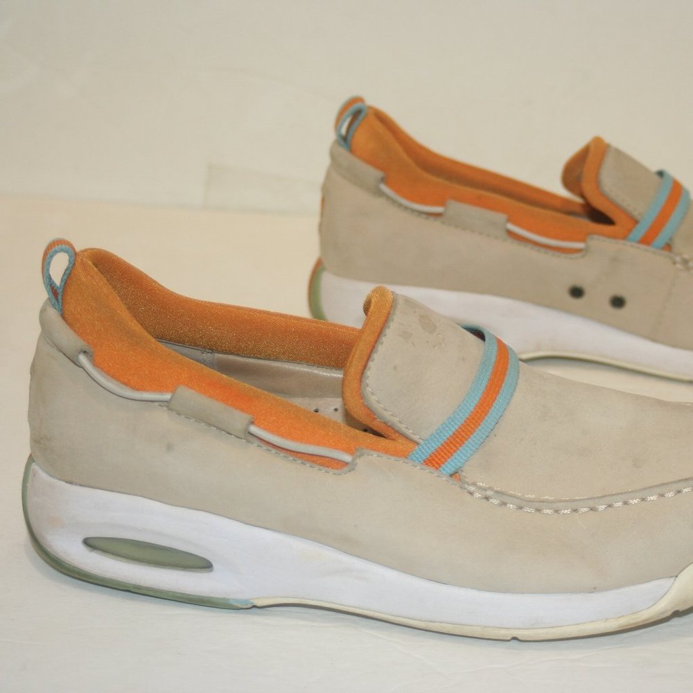Cole Haan Cream Suede Leather Loafers. Womens 9 B